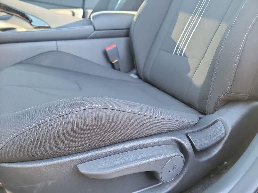 new 2025 Hyundai Elantra car, priced at $26,610