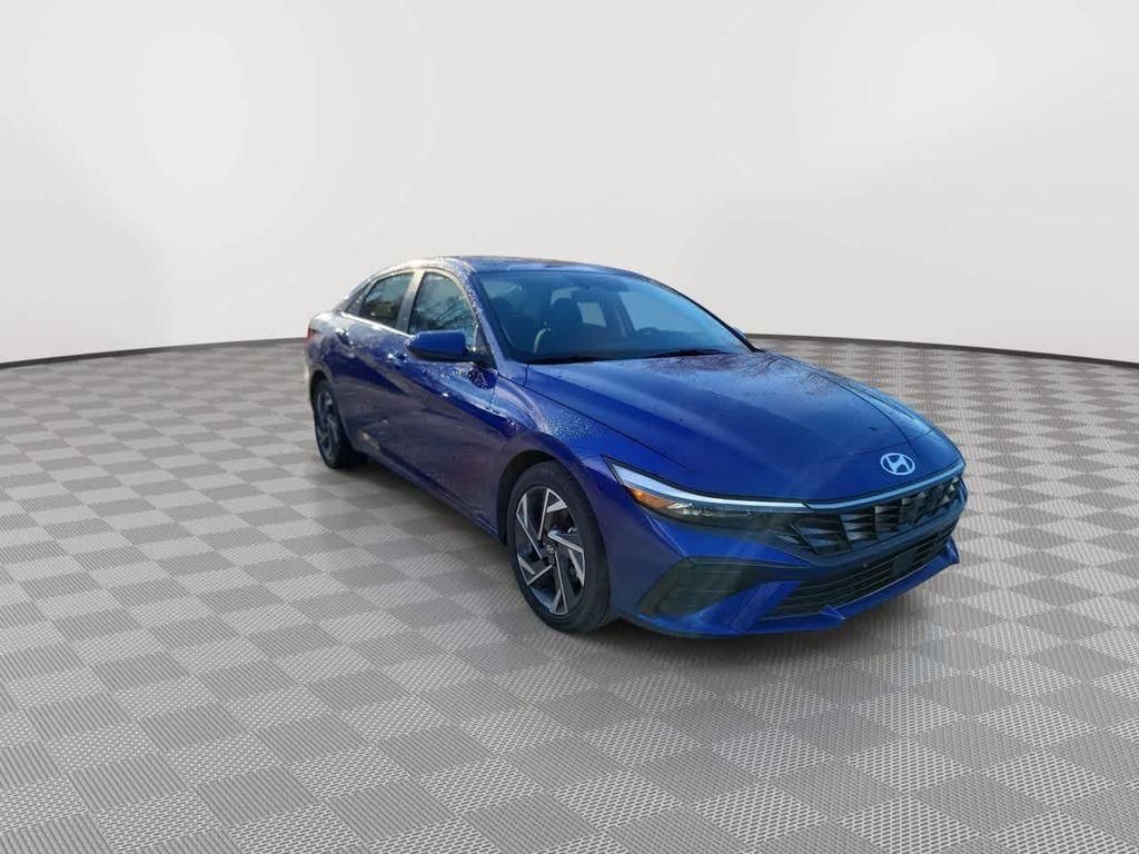 new 2025 Hyundai Elantra car, priced at $26,610