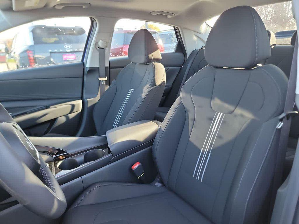 new 2025 Hyundai Elantra car, priced at $26,610