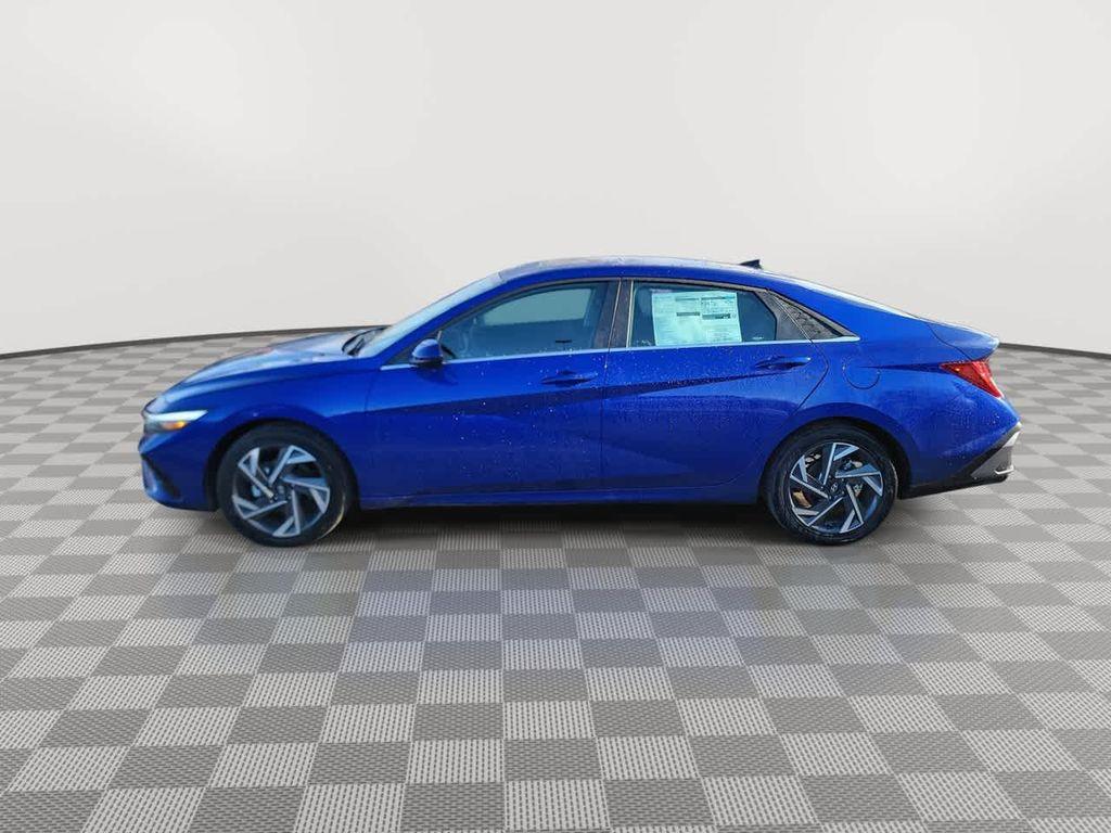 new 2025 Hyundai Elantra car, priced at $26,610