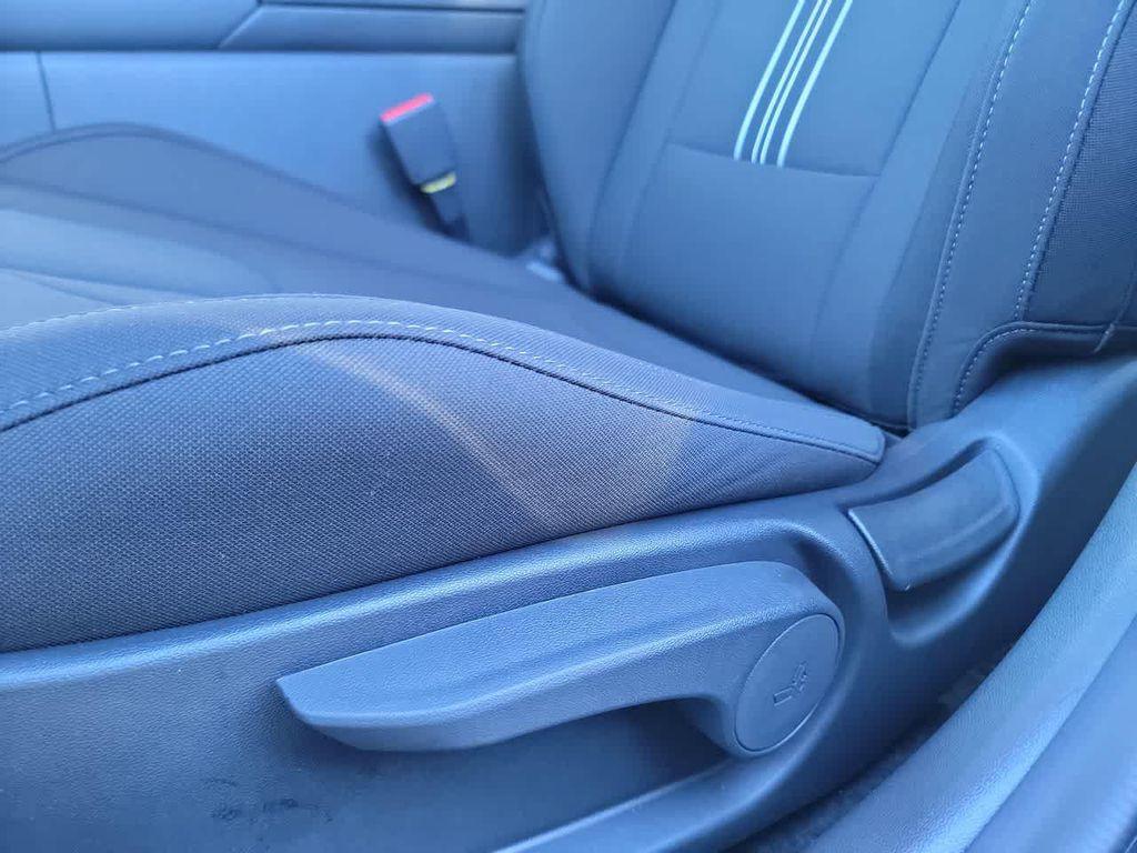 new 2025 Hyundai Elantra car, priced at $26,610