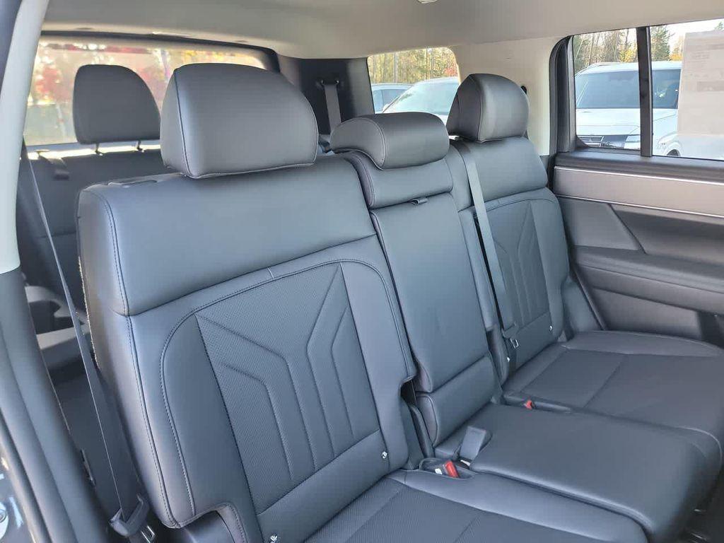 new 2026 Hyundai Santa Fe car, priced at $38,370