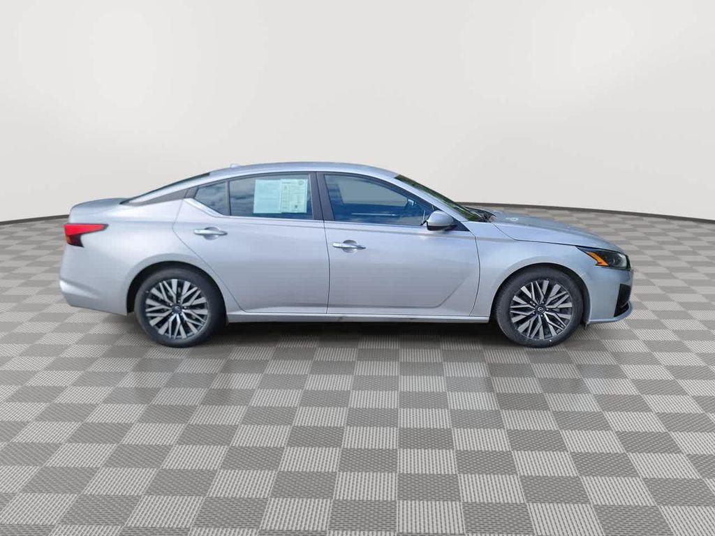 used 2023 Nissan Altima car, priced at $21,912