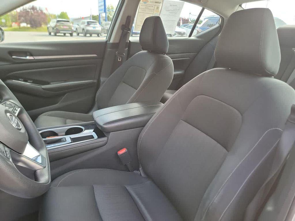 used 2023 Nissan Altima car, priced at $21,912