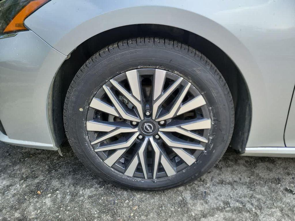 used 2023 Nissan Altima car, priced at $21,912