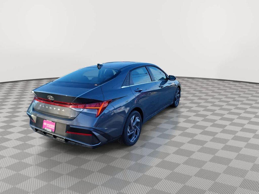 new 2025 Hyundai Elantra car, priced at $24,995