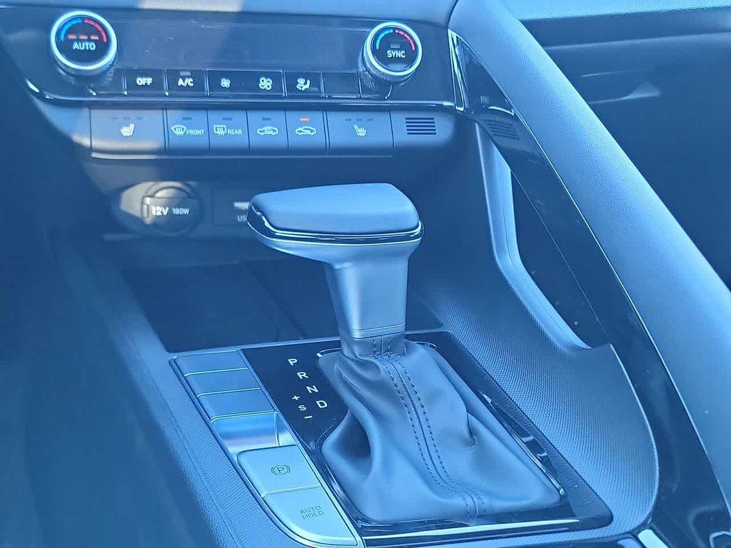 new 2025 Hyundai Elantra car, priced at $24,995