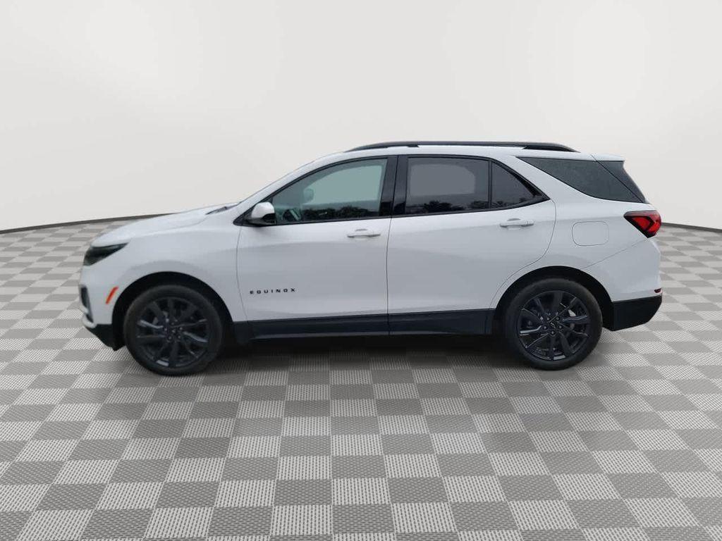 used 2024 Chevrolet Equinox car, priced at $29,992