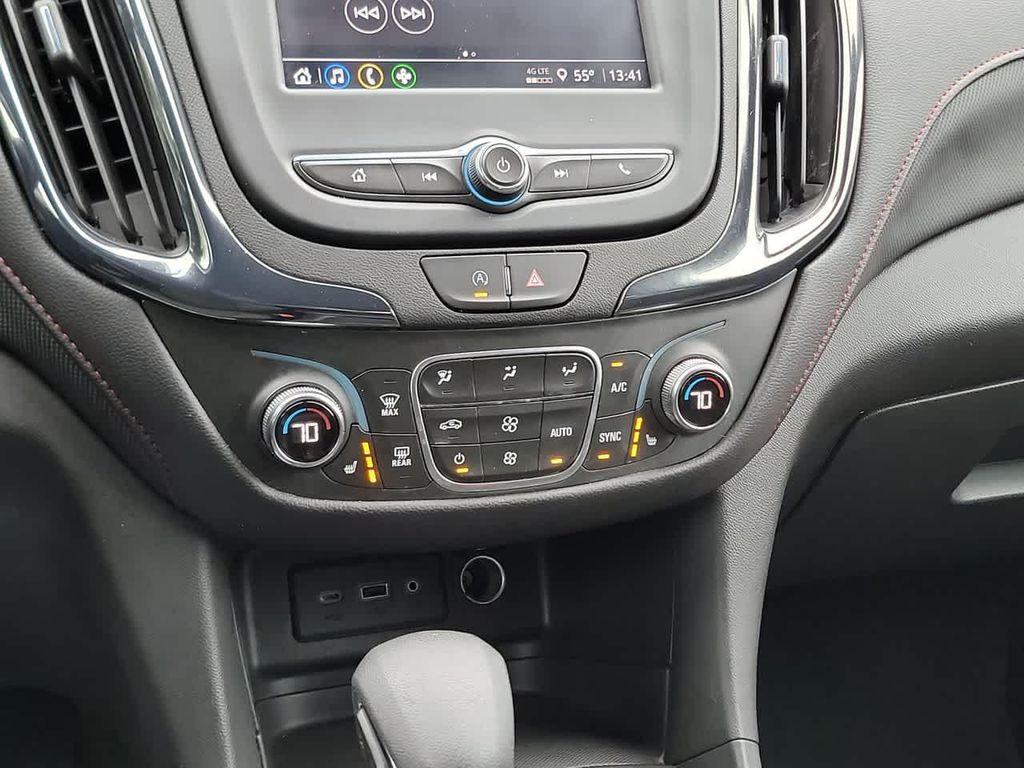 used 2024 Chevrolet Equinox car, priced at $29,992