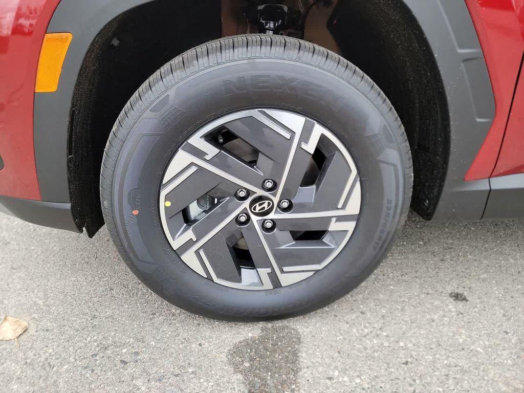 new 2026 Hyundai TUCSON Hybrid car, priced at $34,055