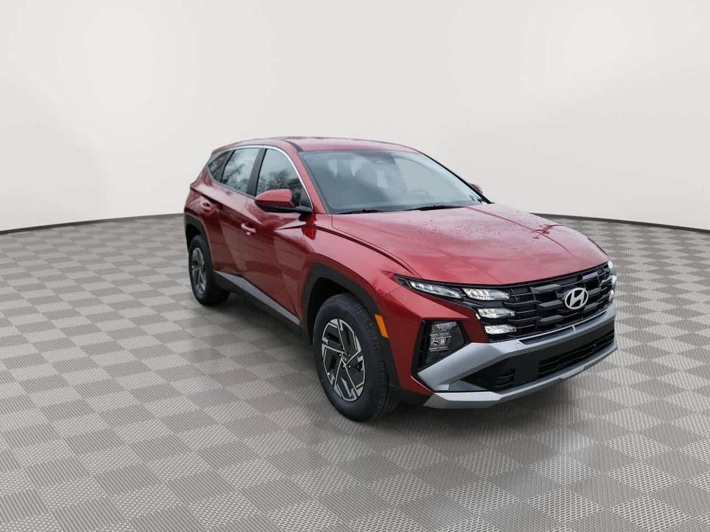 new 2026 Hyundai TUCSON Hybrid car, priced at $34,055