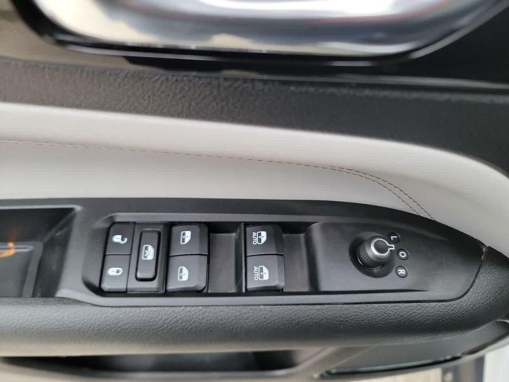 used 2022 Jeep Compass car, priced at $24,995