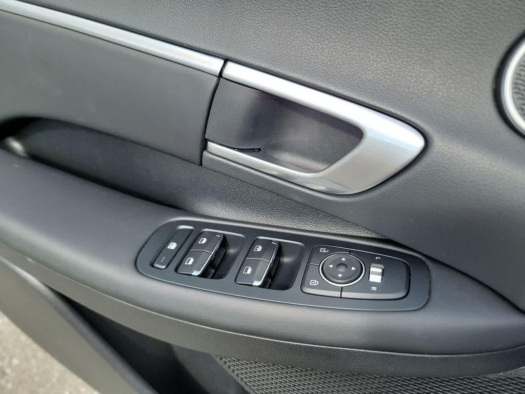 used 2023 Hyundai Sonata Hybrid car, priced at $24,942