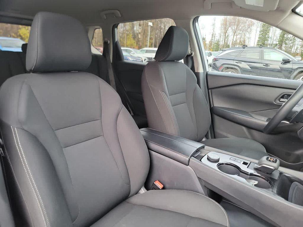 used 2024 Nissan Rogue car, priced at $22,722