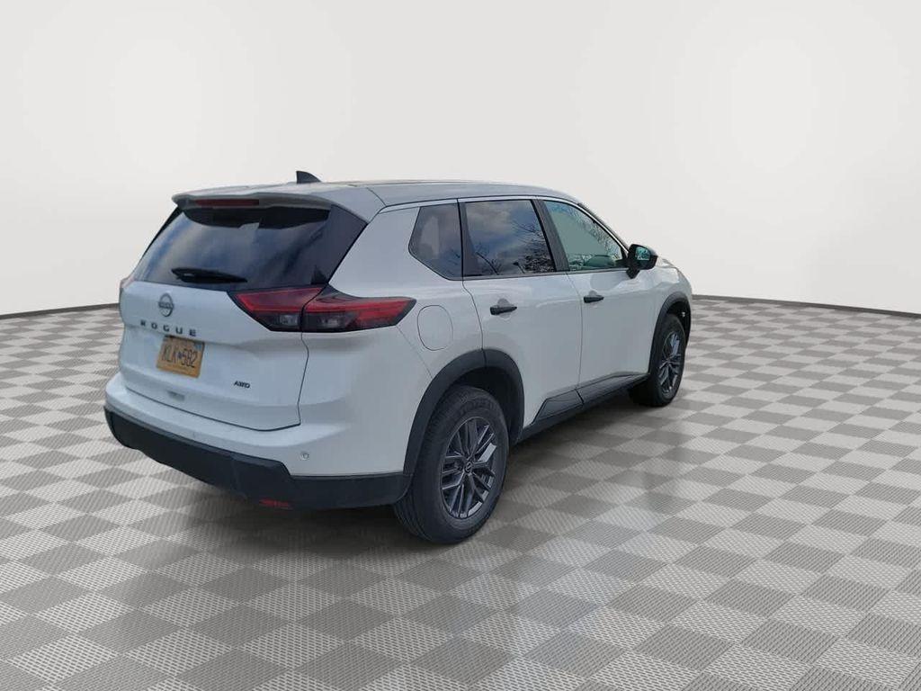 used 2024 Nissan Rogue car, priced at $24,742