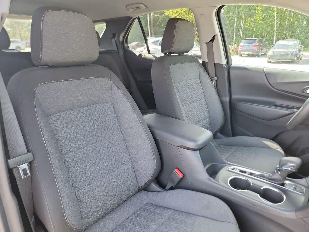 used 2022 Chevrolet Equinox car, priced at $23,832