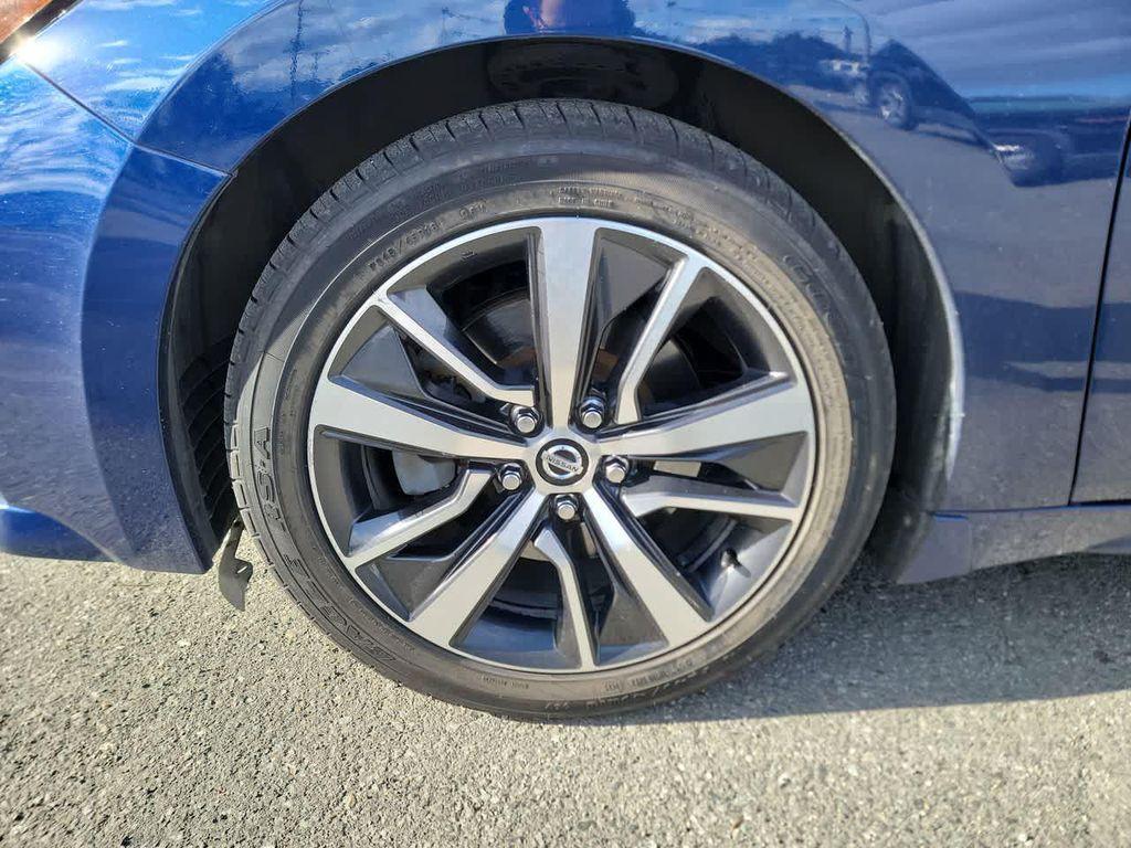 used 2019 Nissan Maxima car, priced at $19,995