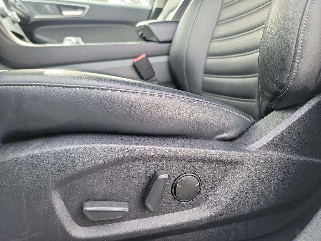 used 2024 Ford Edge car, priced at $28,982