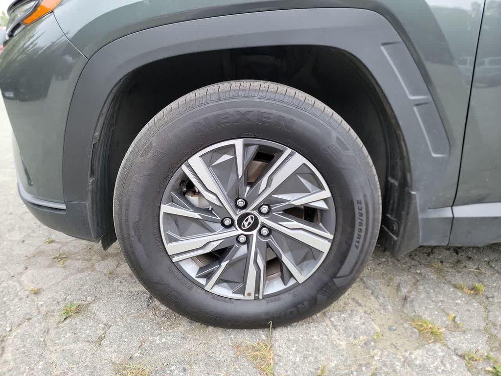 used 2024 Hyundai TUCSON Hybrid car, priced at $30,126