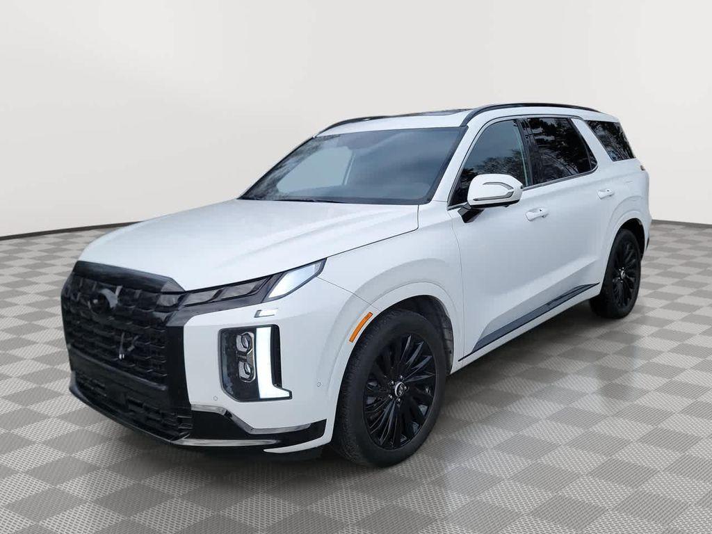 used 2025 Hyundai Palisade car, priced at $47,899
