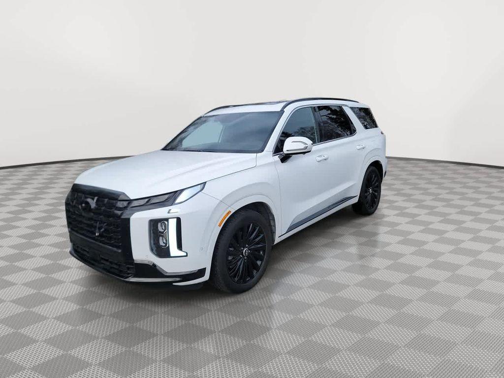 used 2025 Hyundai Palisade car, priced at $47,899