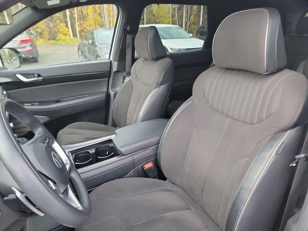 used 2025 Hyundai Palisade car, priced at $47,899