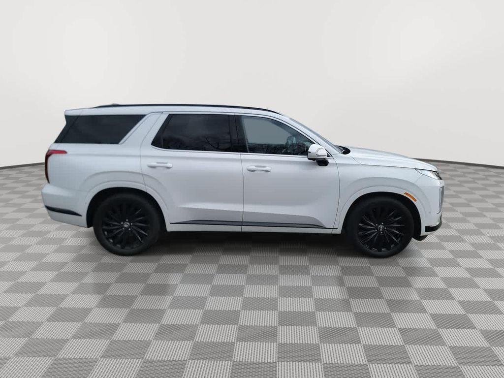 used 2025 Hyundai Palisade car, priced at $47,899