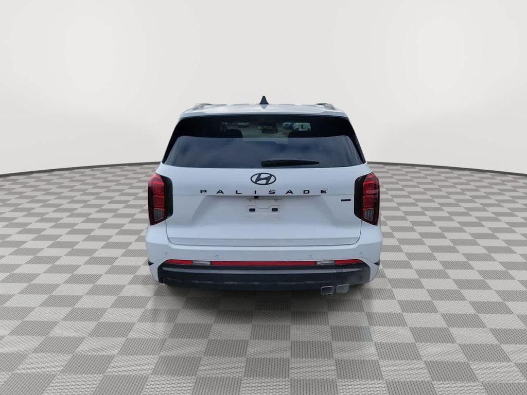 used 2025 Hyundai Palisade car, priced at $47,899