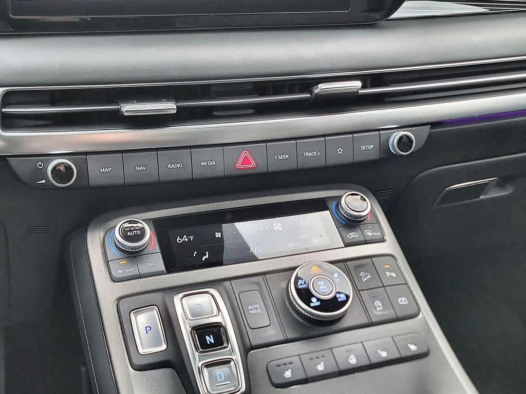used 2025 Hyundai Palisade car, priced at $47,899