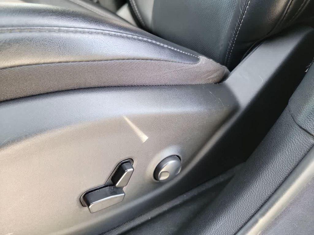 used 2023 Jeep Cherokee car, priced at $23,932