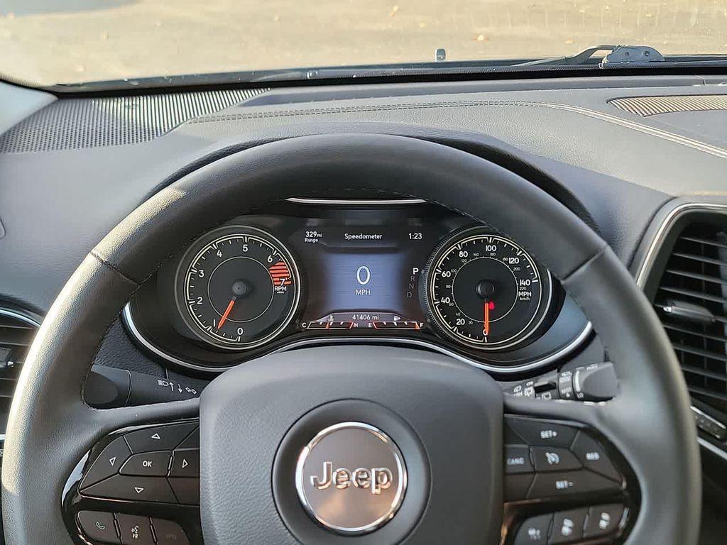 used 2023 Jeep Cherokee car, priced at $23,932