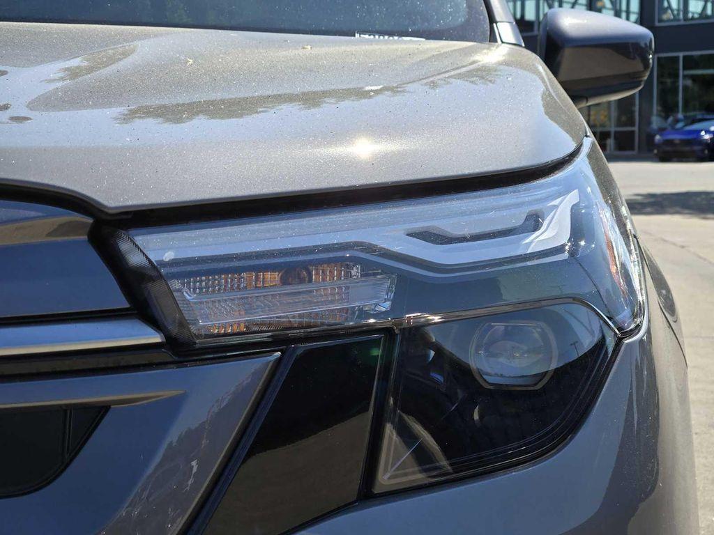 new 2025 Subaru Forester car, priced at $35,165