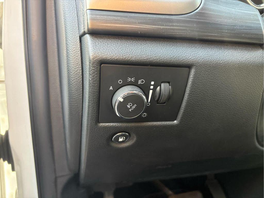 used 2019 Jeep Grand Cherokee car, priced at $22,991