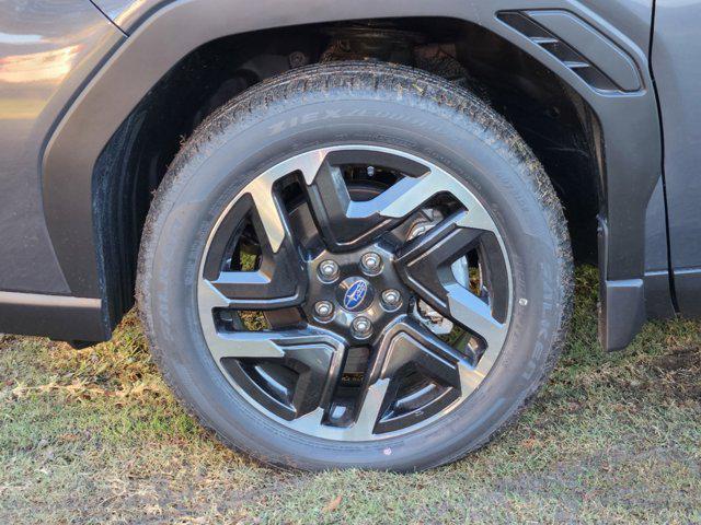 new 2025 Subaru Forester car, priced at $40,556