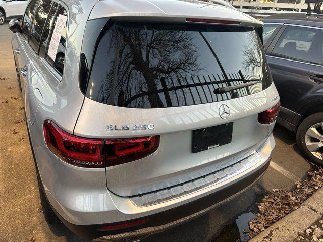 used 2022 Mercedes-Benz GLB 250 car, priced at $32,991