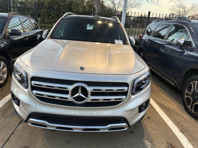 used 2022 Mercedes-Benz GLB 250 car, priced at $32,991