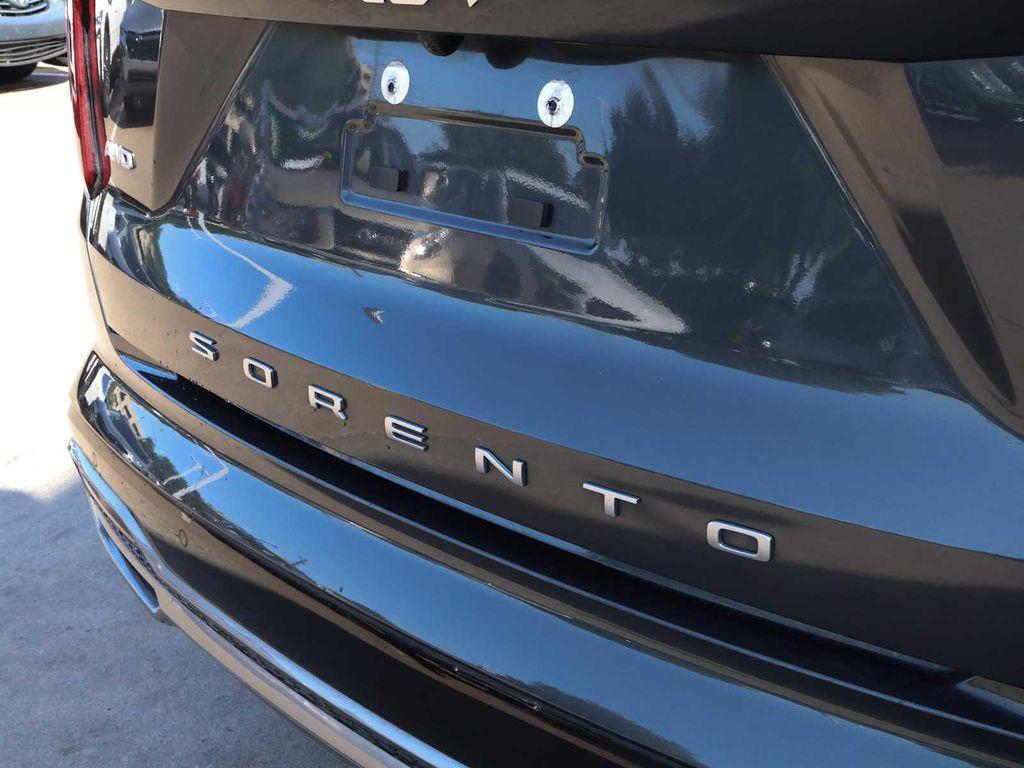 used 2022 Kia Sorento car, priced at $29,388