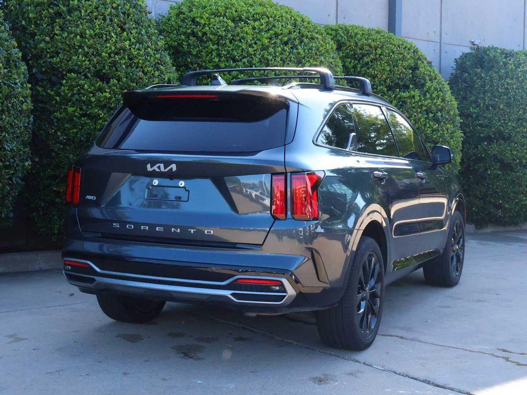 used 2022 Kia Sorento car, priced at $29,388