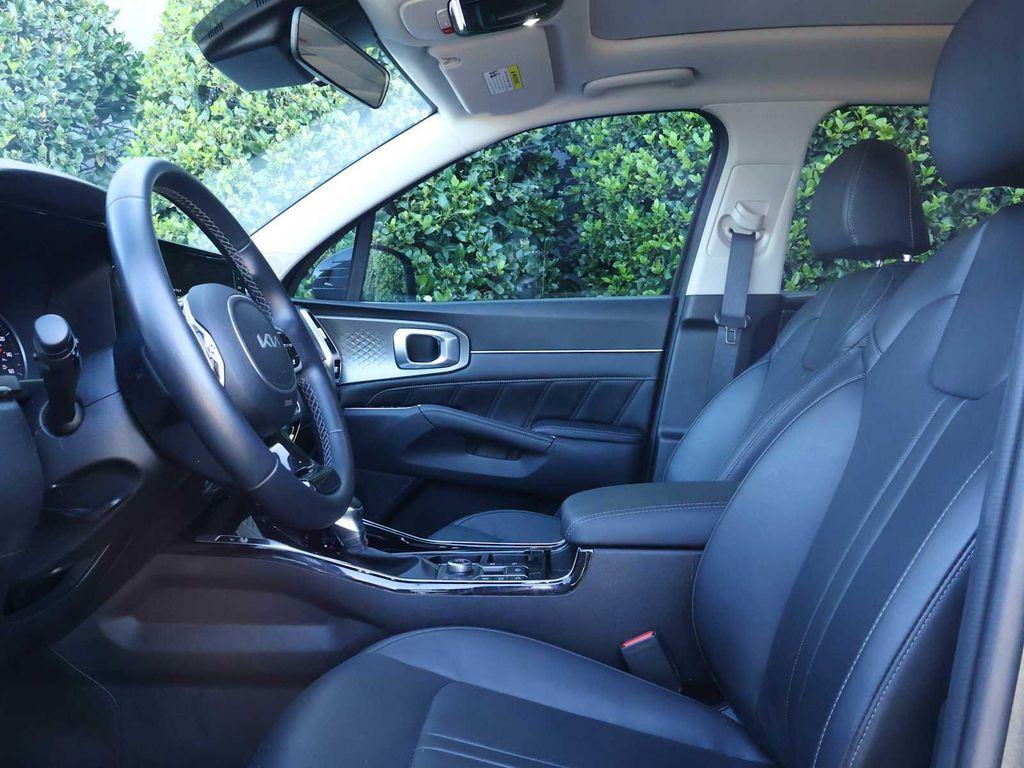 used 2022 Kia Sorento car, priced at $29,388