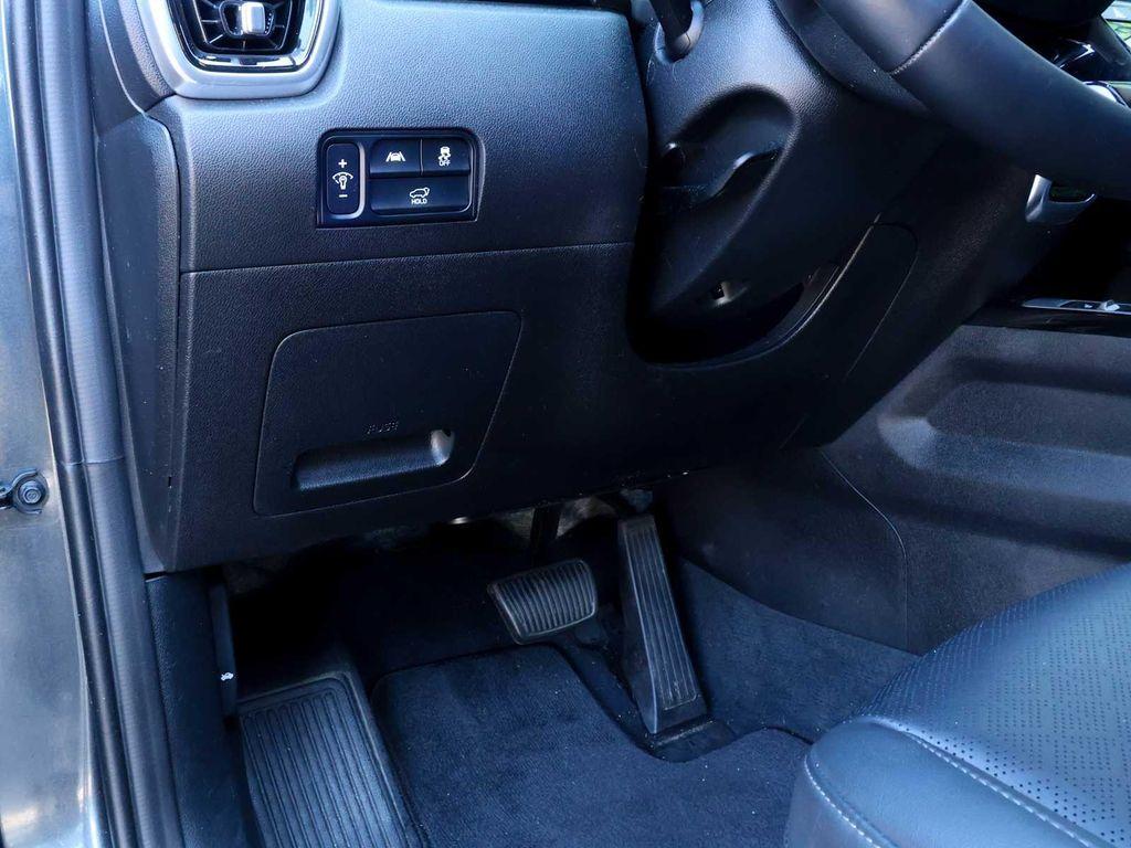 used 2022 Kia Sorento car, priced at $29,388