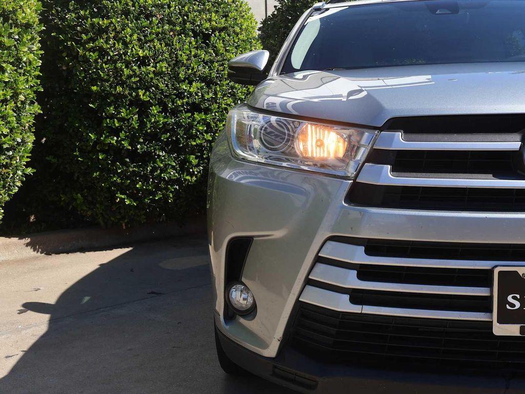 used 2018 Toyota Highlander car, priced at $24,495