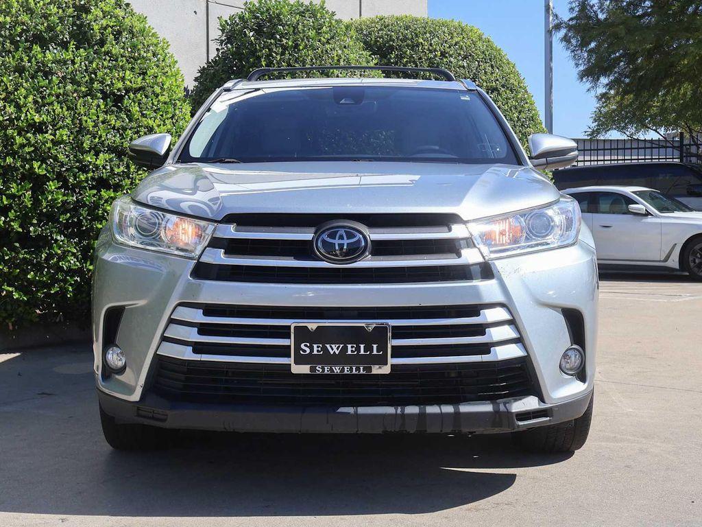 used 2018 Toyota Highlander car, priced at $24,495