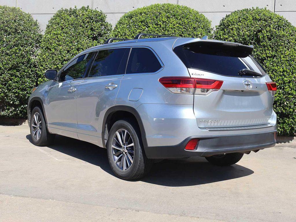 used 2018 Toyota Highlander car, priced at $24,495