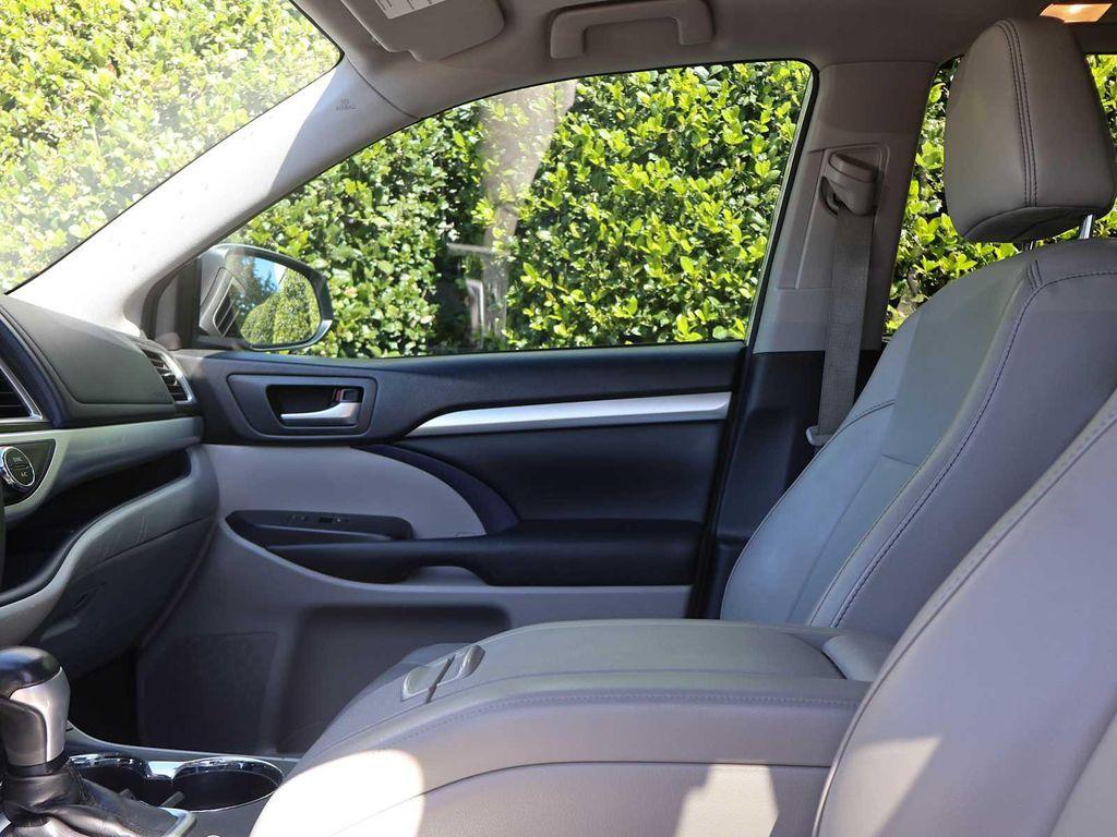 used 2018 Toyota Highlander car, priced at $24,495