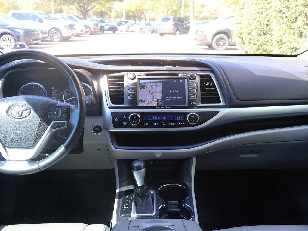 used 2018 Toyota Highlander car, priced at $24,495