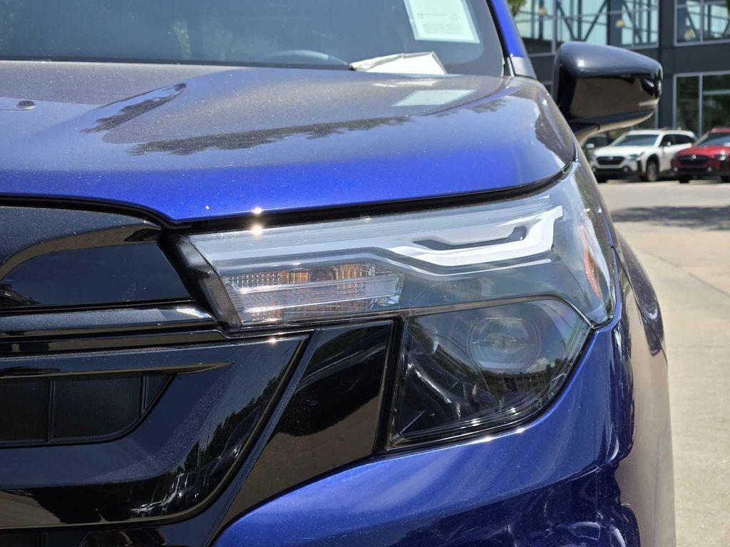 new 2025 Subaru Forester car, priced at $38,166