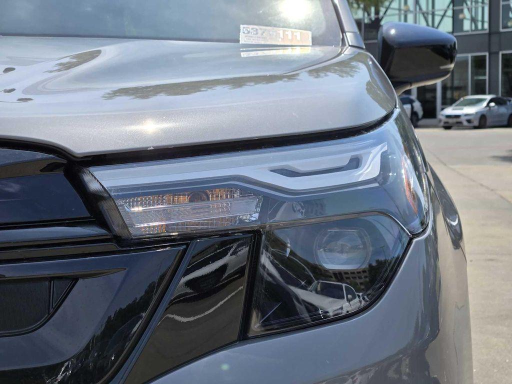 new 2025 Subaru Forester car, priced at $40,387