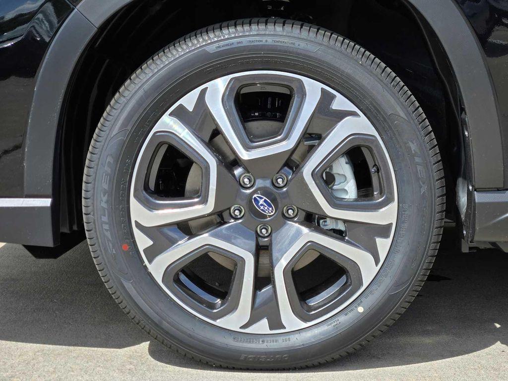 new 2025 Subaru Ascent car, priced at $46,898