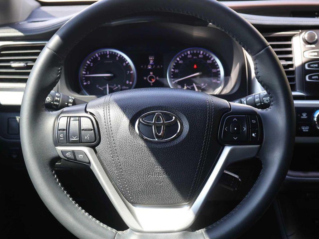 used 2016 Toyota Highlander car, priced at $15,991