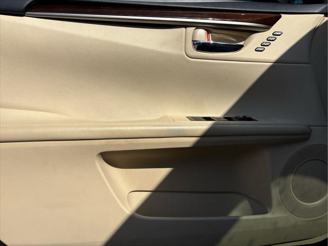 used 2015 Lexus ES 350 car, priced at $20,991